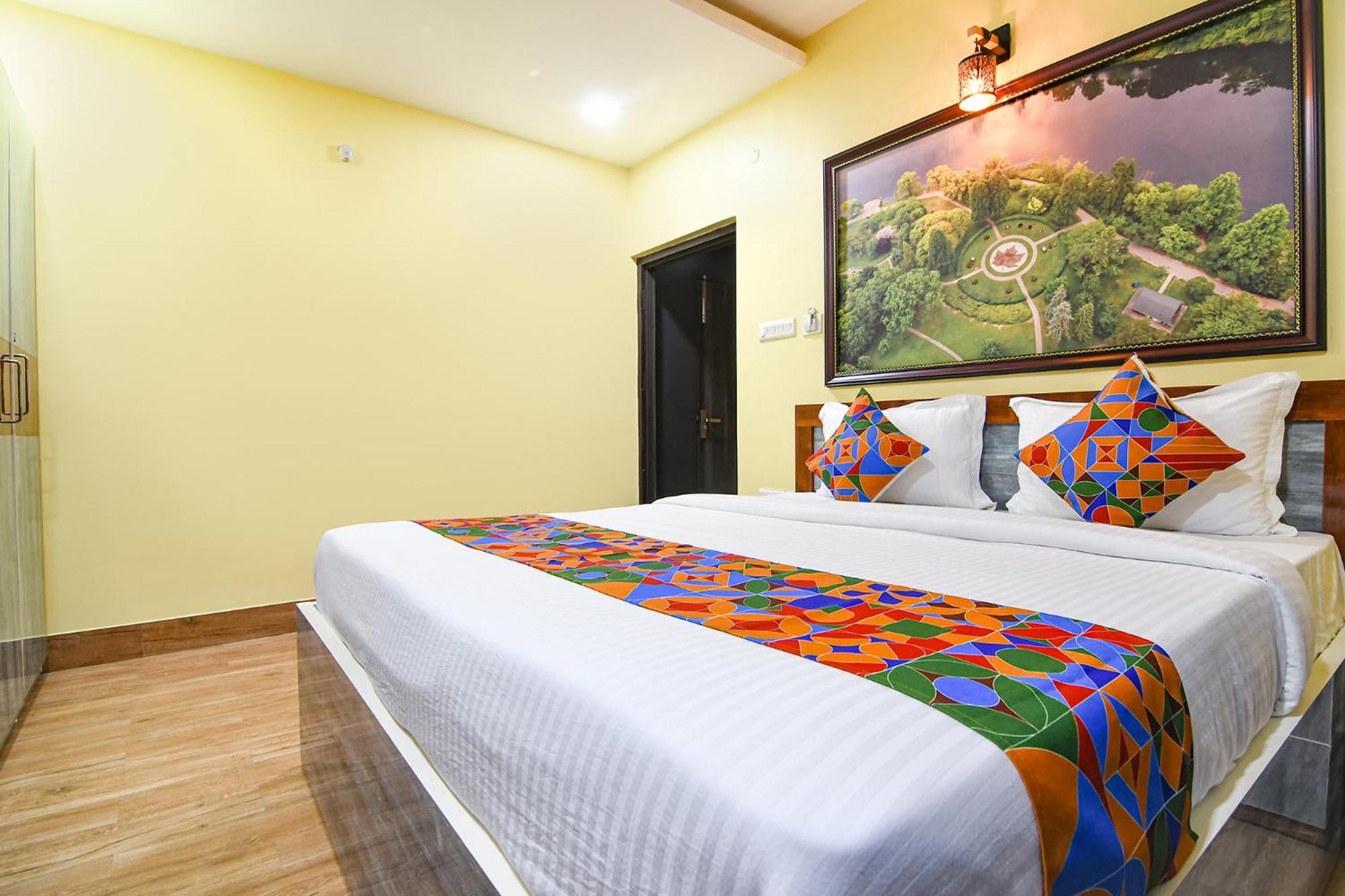 כלכותה Fabhotel Prime Familto מראה חיצוני תמונה